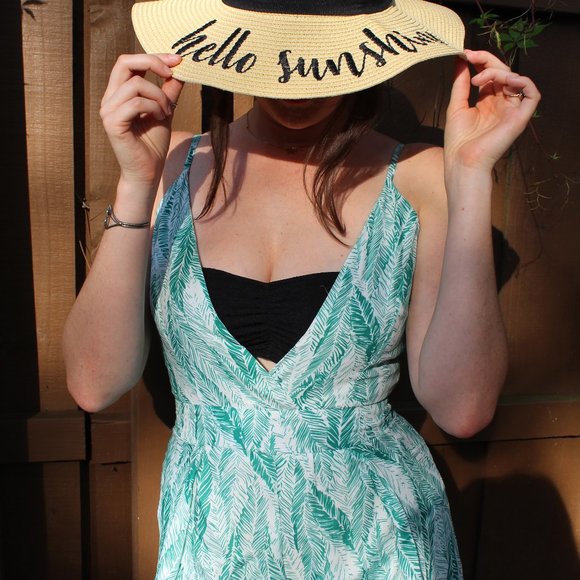 Latiste Leaf Print Tie-Back Jumpsuit - Picture 2 of 8